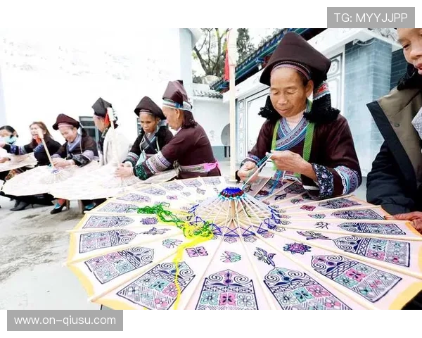 广元阿坝赛后互换非遗礼物,足球为媒促文旅合作 广元阿坝赛后互换非遗礼物,足球为媒促文旅合作